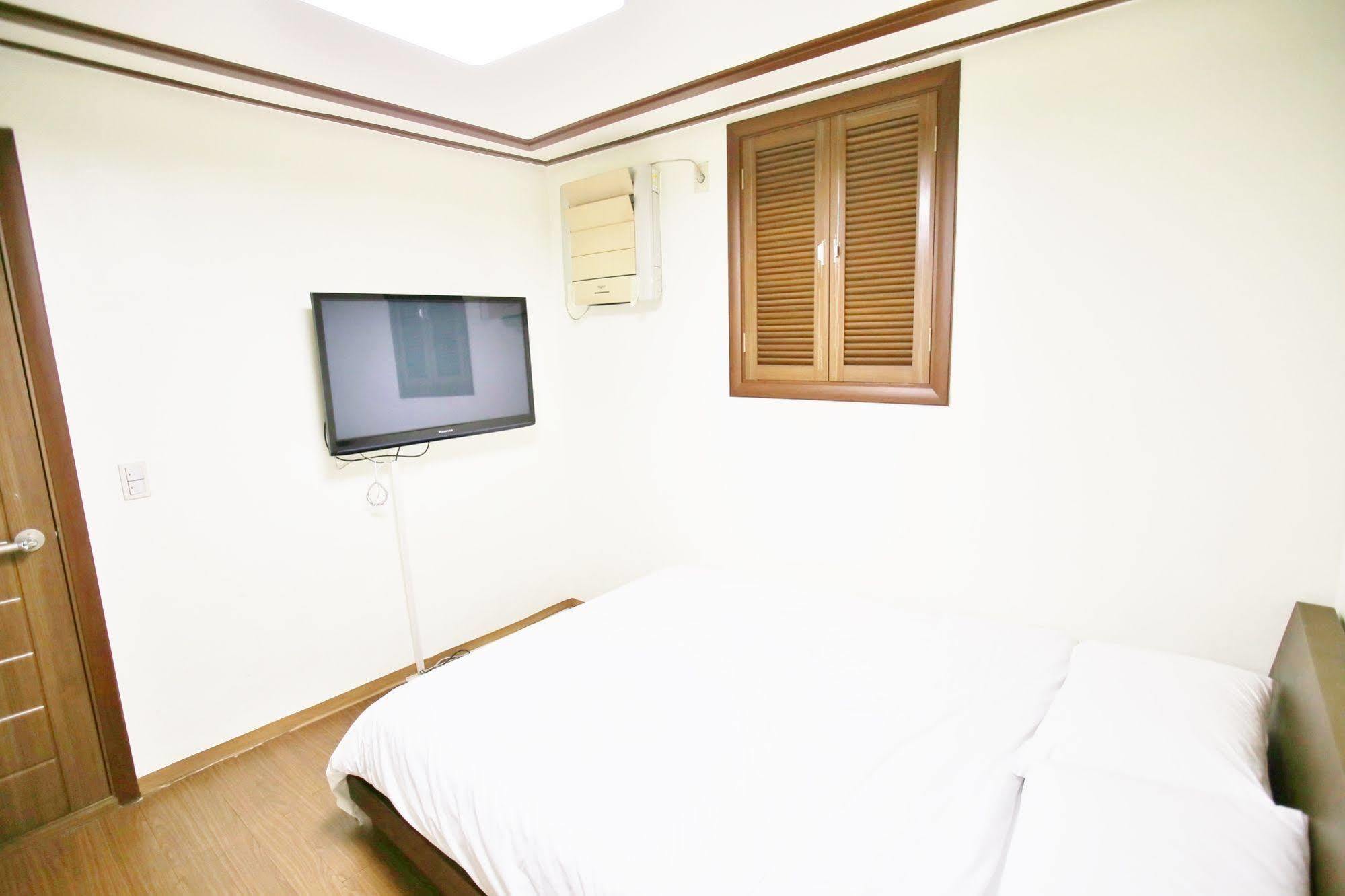 Sinchon Sisters Hostel Seoul Luaran gambar